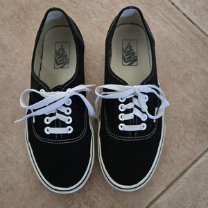 Classic Vans Lace Up